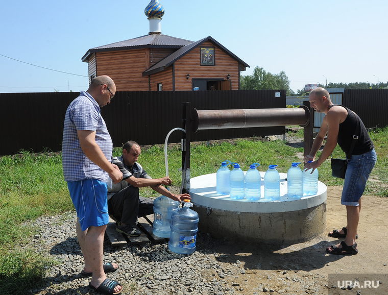 Проблемы с водой Южноуральск Челябинск, церковь, питьевая вода, розлив воды в бутыли, колодец, питьевой источник