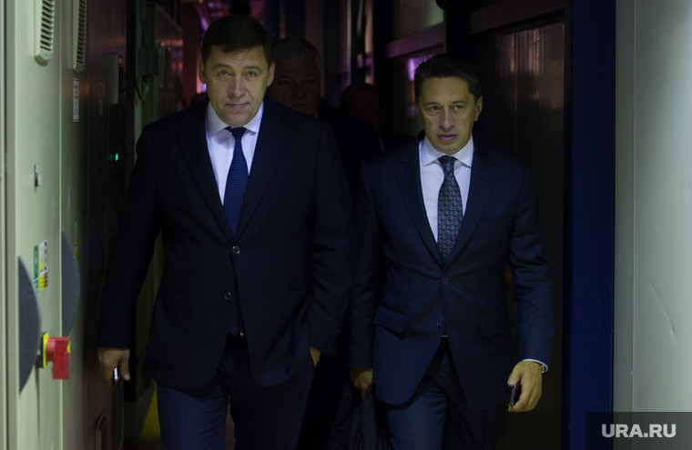 Сдача десятитысячного универсального вагона Уралвагонзавода. Нижний Тагил, куйвашев евгений, сиенко олег