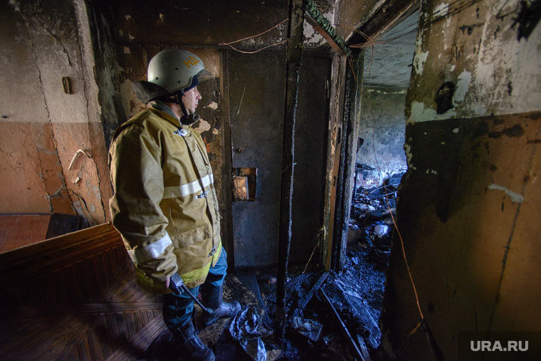 Взрыв на Сыромолотова, 28. Екатеринбург, происшествие, взрыв газа, огонь, разрушенный дом