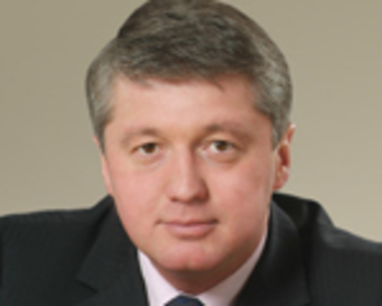 Илья Неустроев переквалифицировался из политика в чиновника