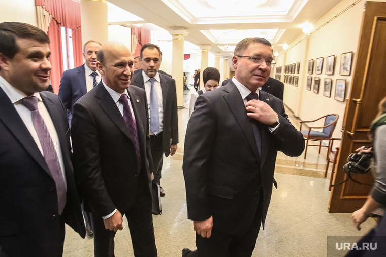 Губернатор Владимир Якушев (справа): «Меньше, чем на лидерство, Тюменская область не согласна»
