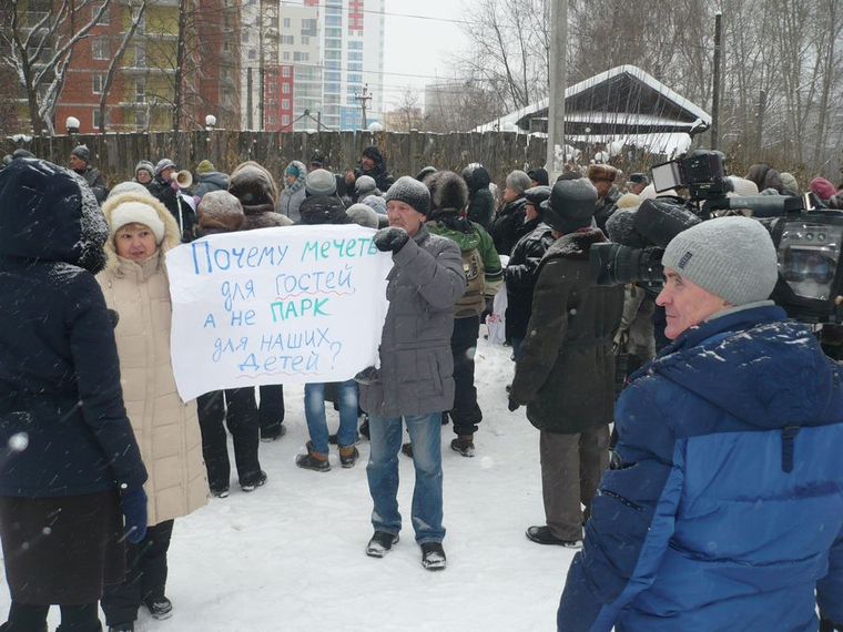 Общественники считают, что мечеть не появится у Центрального рынка