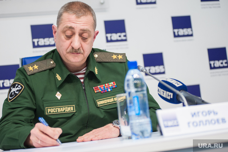 Большой массив работы Росгвардии связан с контролем за оборотом оружия