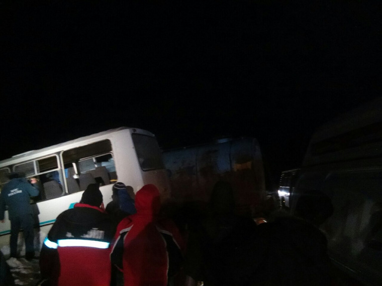 Грузовик, в который врезался автобус с вахтовиками, принадлежит ООО «Молкомбинат Кунгурский»