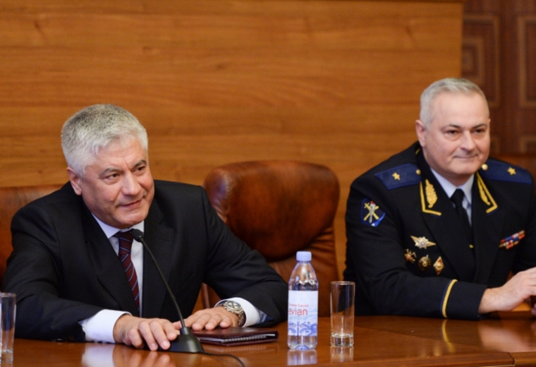 Колокольцев (слева) представил Романова коллегам