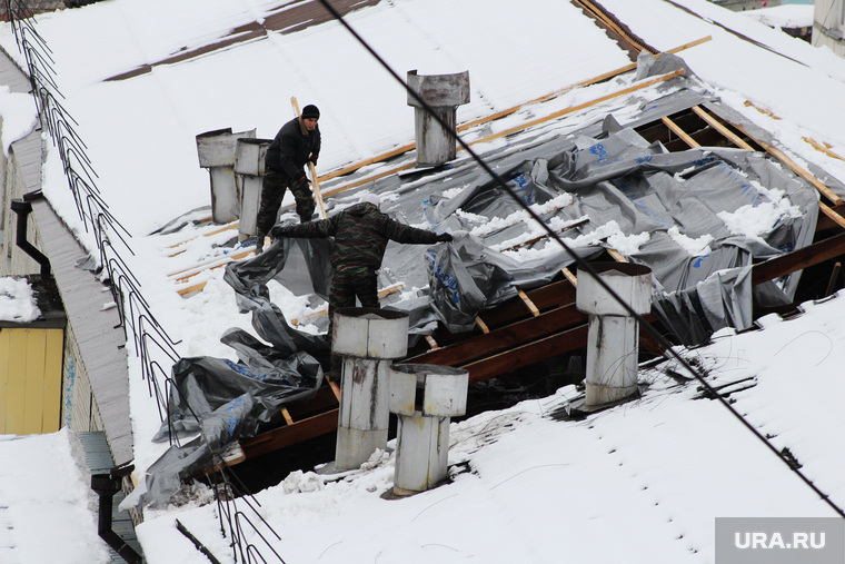 Крыша дома Половинская 2
Курган, ремонт крыши