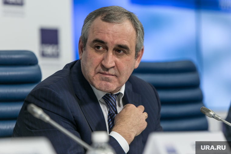 Пресс-конференция Единой России в ТАСС, с участием Неверова С. и Васильева В. Москва, неверов сергей, портрет