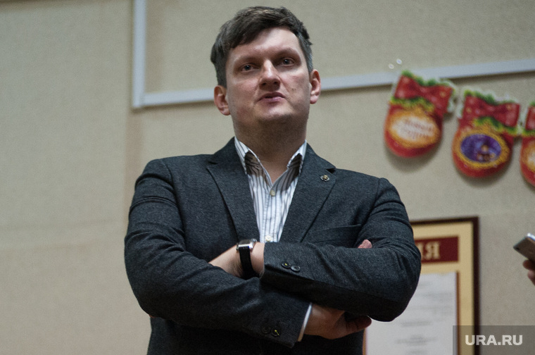 Адвокат Бушмаков теперь будет читать на ночь 350 страниц обвинительного заключения по делу Соколовского