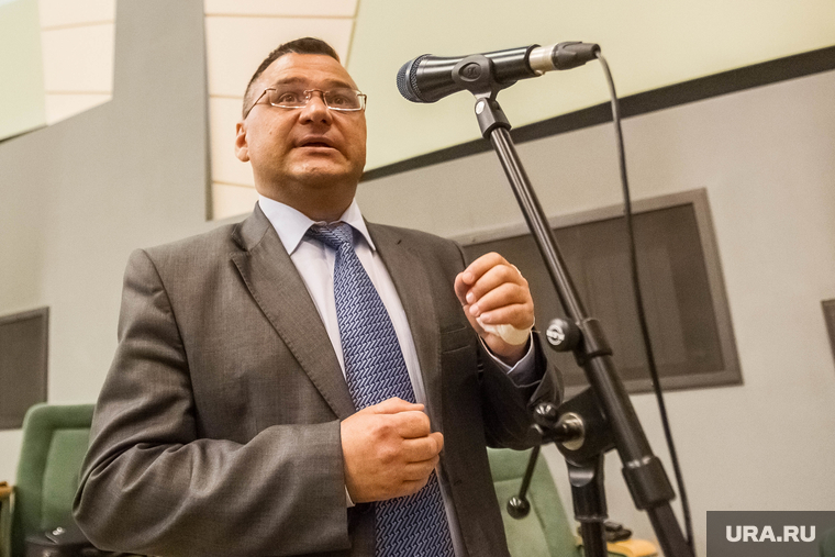 Александр Шемякин говорит о новой Общественной палате, как о «пятом колесе» тюменской политики