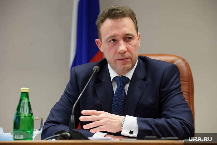 Ежегодная пресс-конференция полномочного представителя президента РФ в УрФО Игоря Холманских по итогам 2016 года. Екатеринбург, холманских игорь