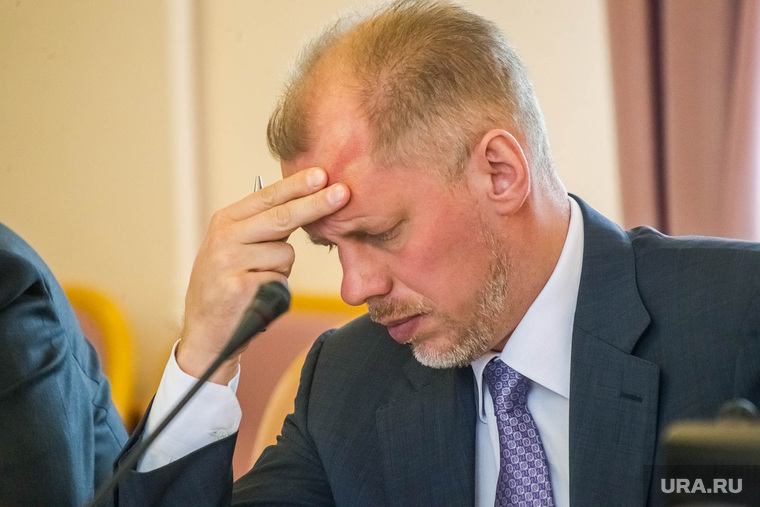 Главе департамента АПК Владимиру Чейметову придется подумать, как улучшить ситуацию, которая не нравится губернатору
