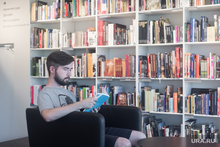 Книжный магазин Пиотровский. Екатеринбург, книжный магазин пиотровский, чтение