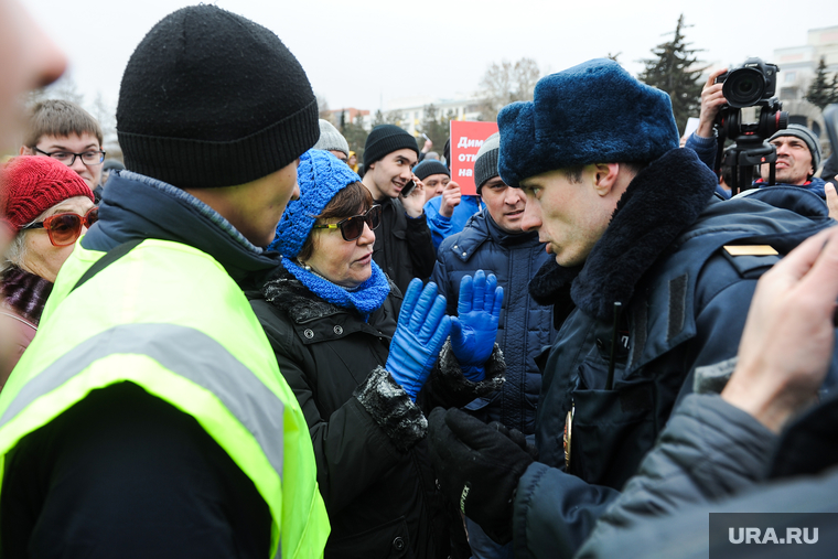 Несанкционированный митинг против коррупции собрал около трех тысяч человек. Челябинск
