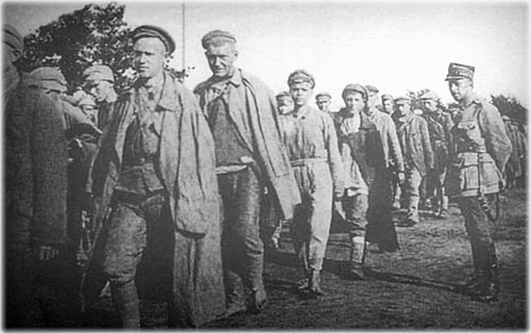 В польском плену были убиты десятки тысяч советских солдат