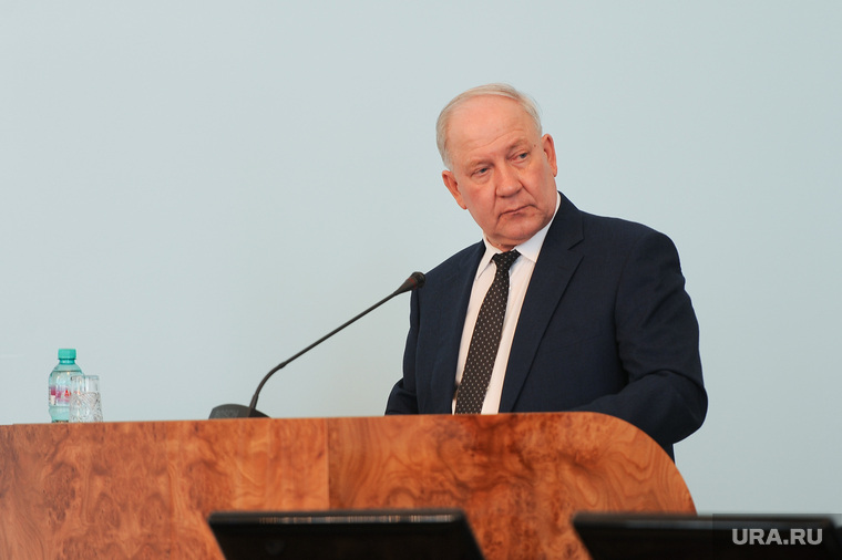 Вице-губернатор Олег Климов