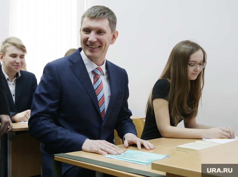 Визит губернатора Максима Решетникова в гимназию №17. Пермь, решетников максим