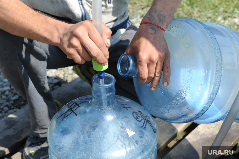 Проблемы с водой Южноуральск Челябинск, розлив воды в бутыли