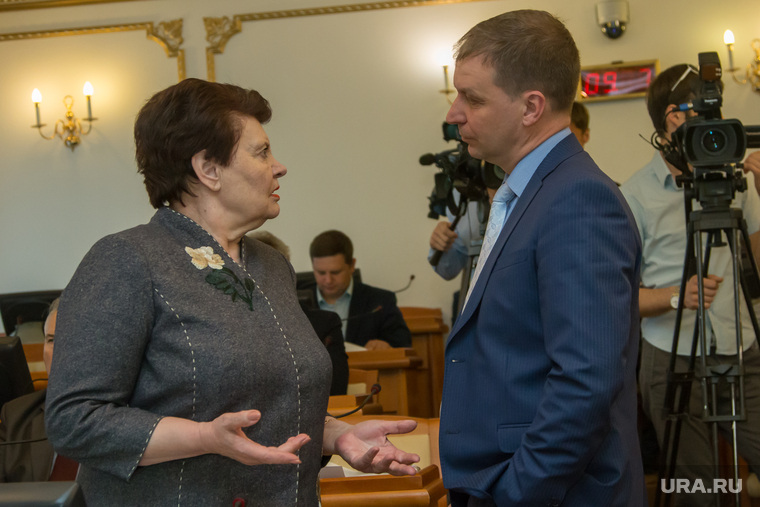 Людмила Новикова и Андрей Потапов отчитались о ходе строительства новых домов по программе переселения
