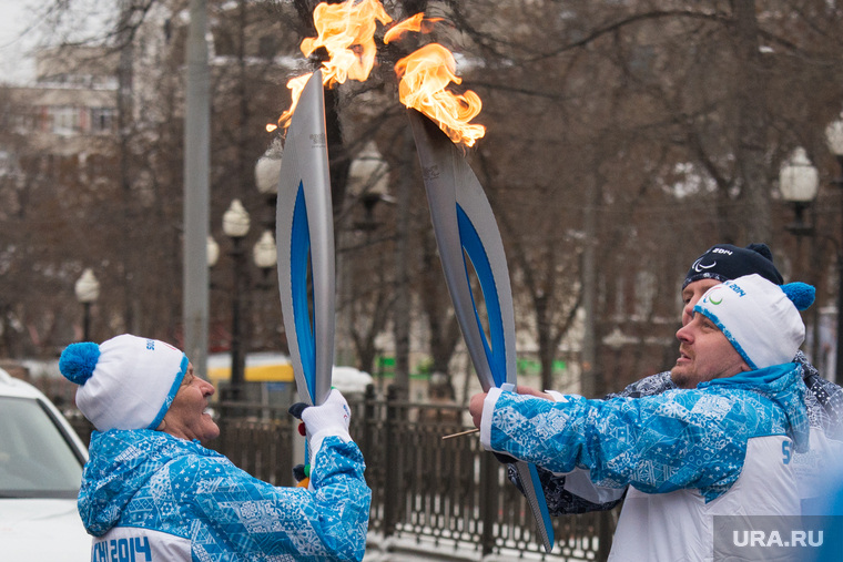 Эстафета паралимпийского огня Сочи-2014. Екатеринбург, паралимпийский факел