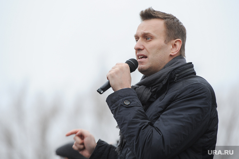 Алексей Навальный встретился с волонтерами своего штаба, выступил на митинге против Томинского ГОК и провел пресс-конференцию для журналистов. Челябинск, навальный алексей