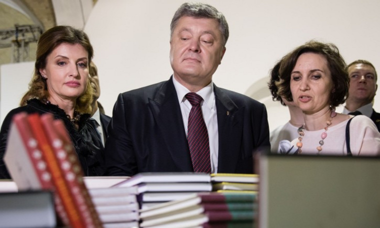 По словам Петра Порошенко, с инициативой ввести квоту обратились сами представители СМИ