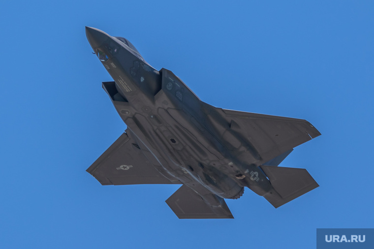 Клипарт depositphotos.com, американский военный самолет, военный самолет сша, истребитель, самолет f-35 lightning
