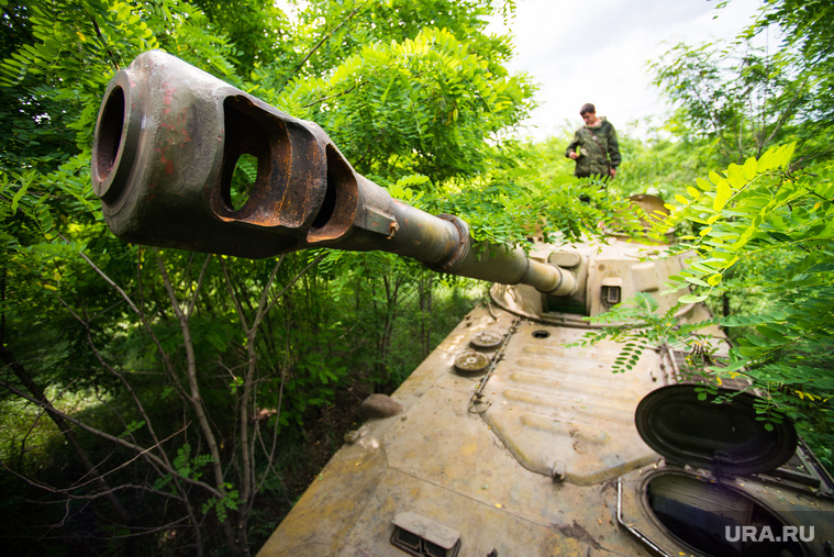 Полевой лагерь 2-го артбатальона бригады "Кальмиус" под Донецком. Июнь 2015, артиллерия