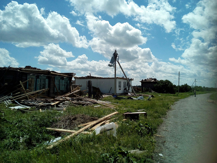 Все без исключения строения в деревне Малое Песьяново повреждены ветром