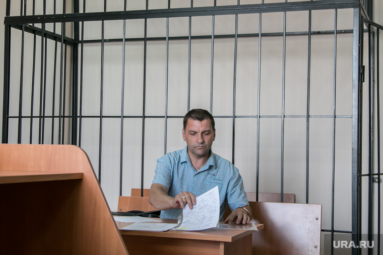 Судебное заседание в отношении Мирмагомедтаги Агаева. Курган, адвокат, клетка, решотка