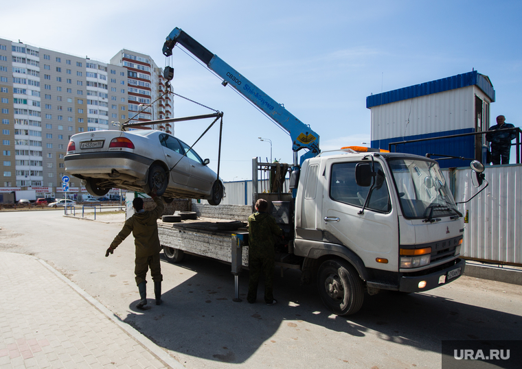 Сдавал на металлолом. Самарского священнослужителя подозревают в краже автомашин с парковки