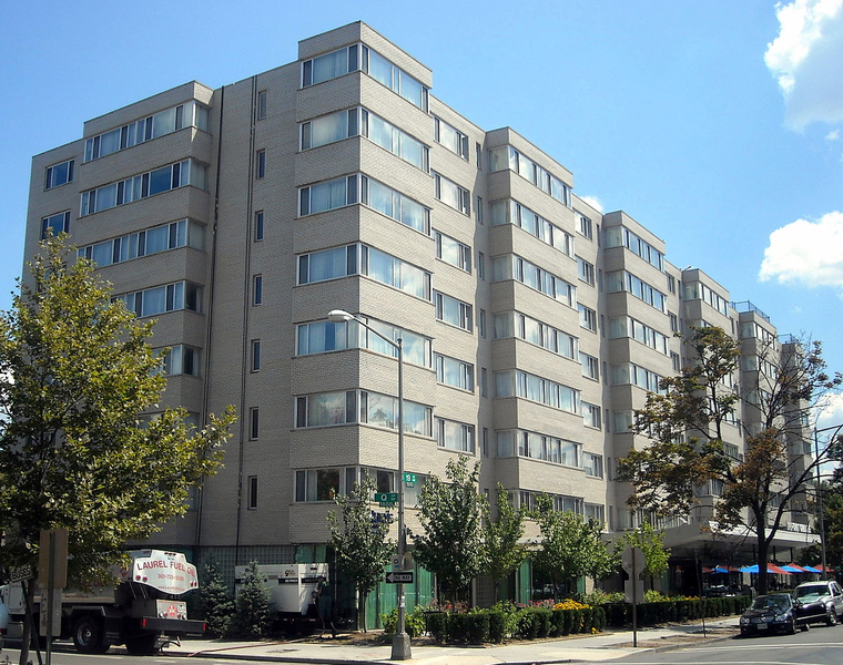Тело экс-министра печати РФ было обнаружено The Dupont Circle Hotel в Вашингтоне