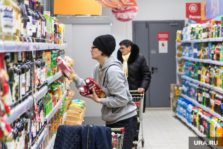 Магазин «Пятёрочка. Магнитогорск, покупатель, прилавок, продуктовая корзина, магазин