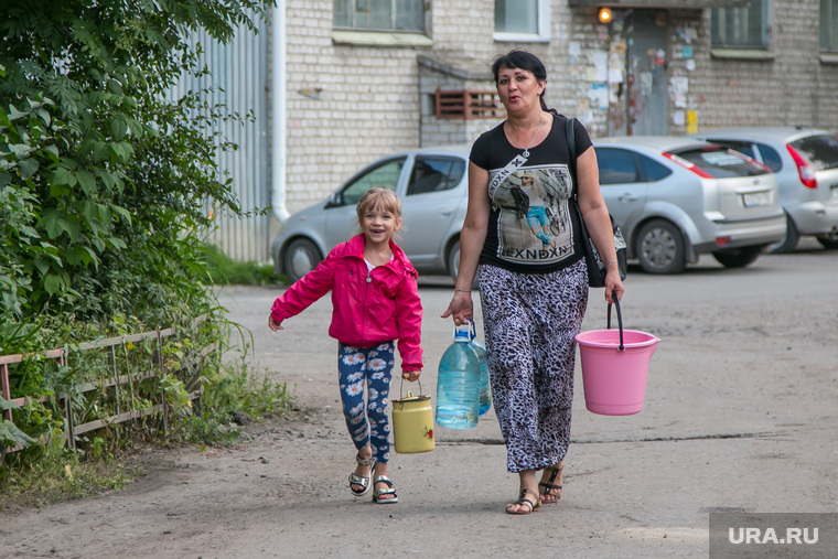 Авария водопровода. Курган, не публиковать!