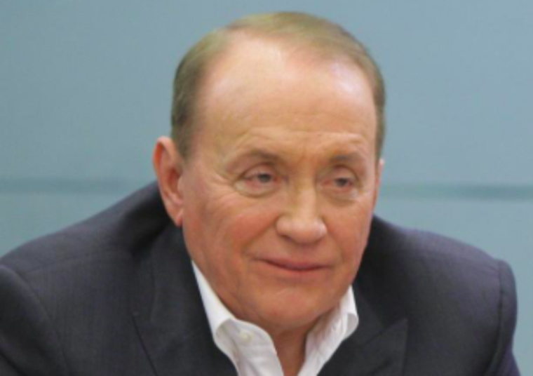 Масляков находится в отпуске в Сочи
