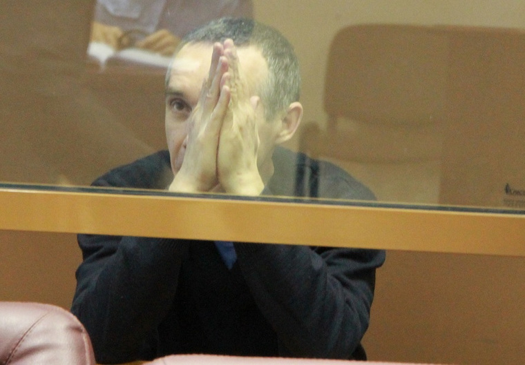 На поиски убитой таксистом школьницы вышли сотни пермяков