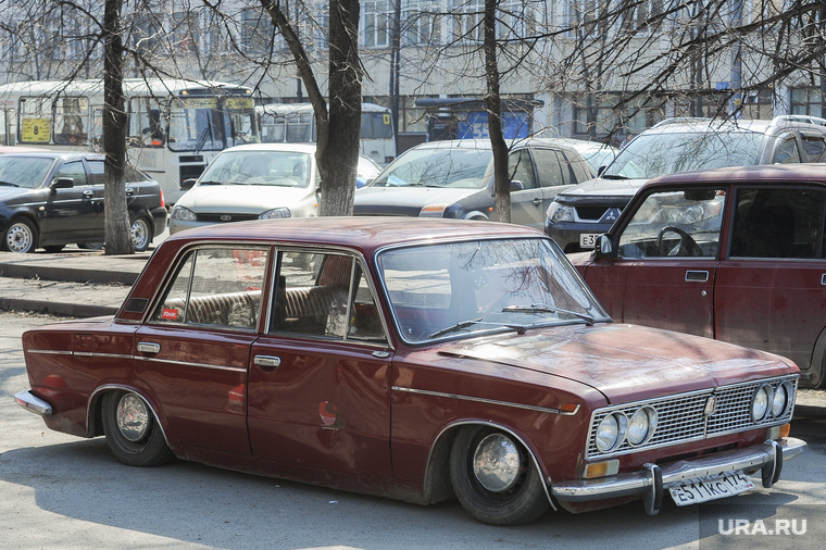 Названы самые распространенные в России машины. Лидируют автомобили из Тольятти