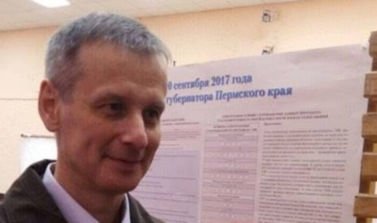 Андрей Степанов встретил племянника после тренировки и повел на выборы