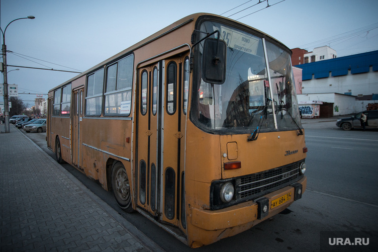 В Перми назревает транспортный коллапс. Автобусы не могут пройти предрейсовую подготовку