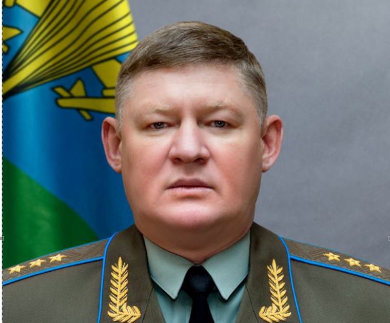 Андрей Сердюков был назначен командующим Воздушно-десантными войсками в октябре 2016 года