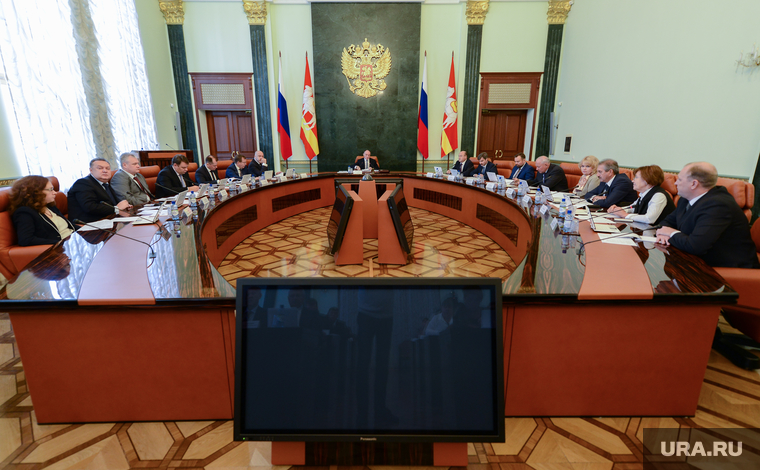 Обычно на заседаниях правительства выступает не больше пяти докладчиков