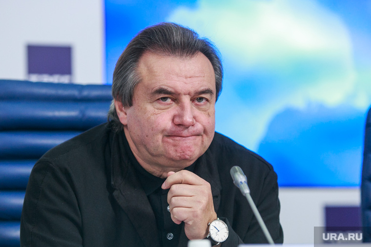 Пресс-конференции в ТАСС, посвященная Неделе российского кино в Великобритании, с участием Алексея Учителя. Москва, учитель алексей