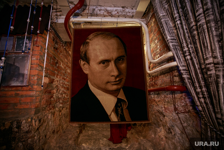Выставка "Путин как мем". Москва, портрет путина