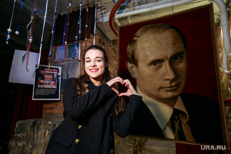 Выставка "Путин как мем". Москва, портрет путина
