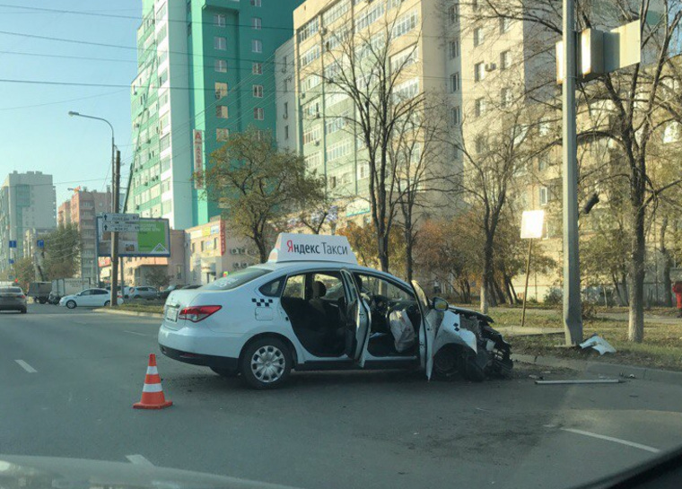 Основной удар пришелся на ту часть, где сидел пассажир