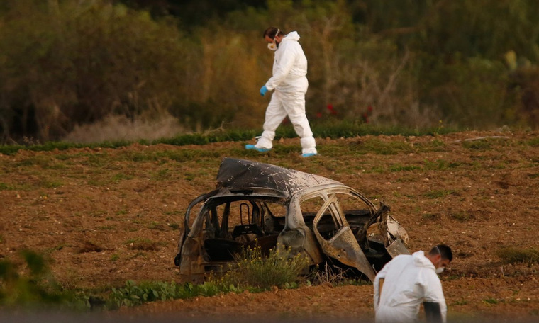 Автомобиль Дафне Каруаны Галиции взорвали, когда она выезжала из своего дома на Мальте