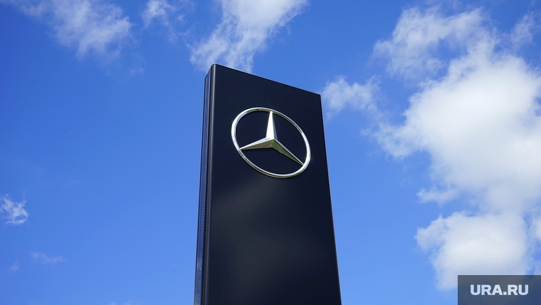 Открытая лицензия от 27.07.2016 . stock, сток
, мерседес, мерседес бенц, небо, mercedes-benz, эмблема, mercedes, stock