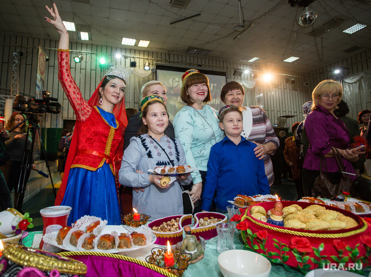 Экспозиция на Дне народного единства в Сургуте