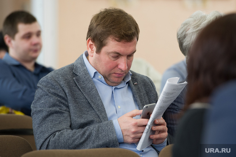 Илья Тыщенко рассказал, что всех кандидатов перед тестом попросили сдать телефоны