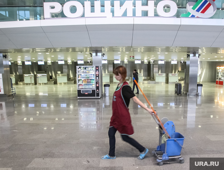 Аэропорт Рощино перед приездом министра транспорта Соколова. Тюмень