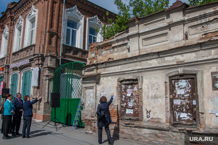 Открытие мемориальной доски купцу Александру Балакшину. Курган, памятник архитектуры, усадьба березиных